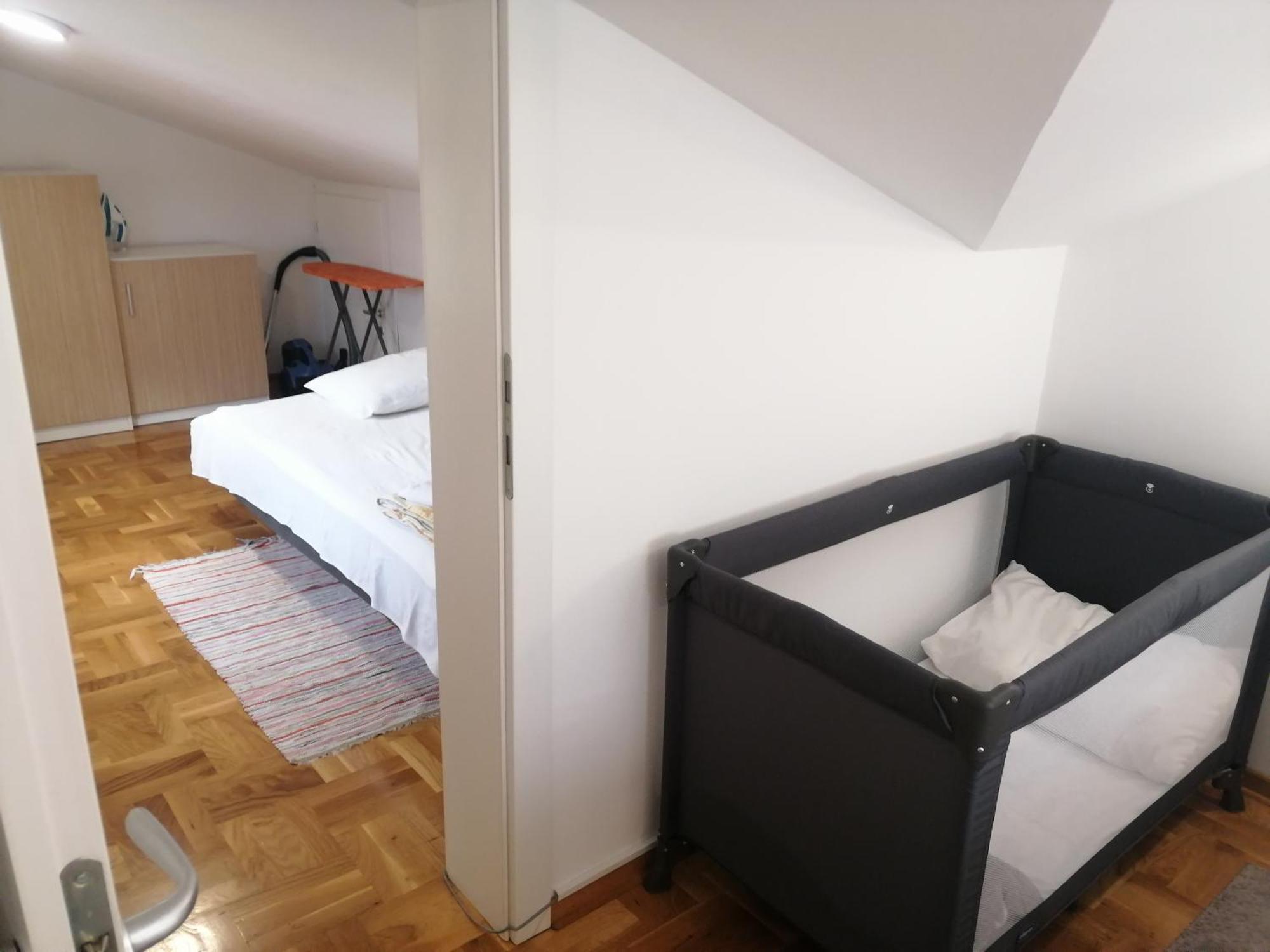 Ferienwohnung Apartman Mia Centar Kruševac Exterior foto