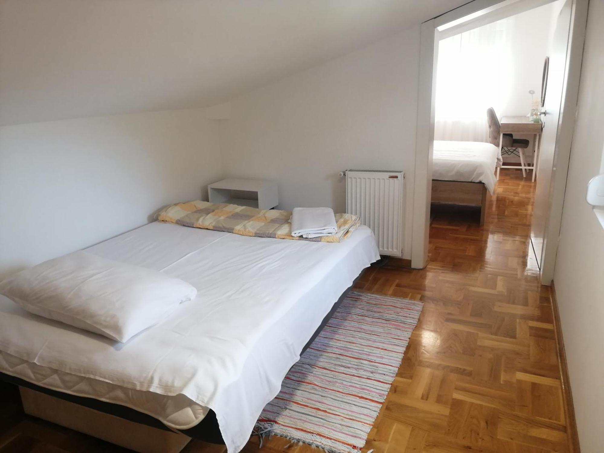 Ferienwohnung Apartman Mia Centar Kruševac Exterior foto