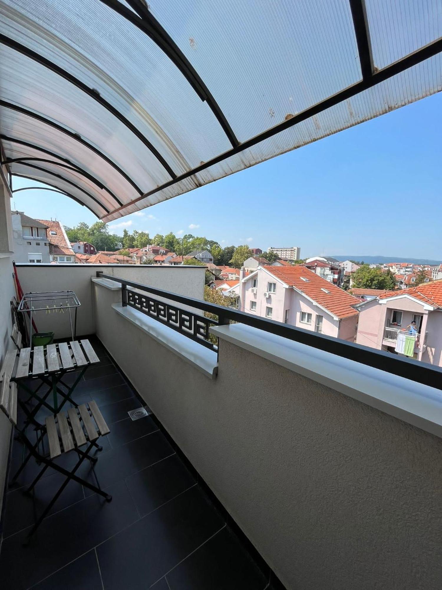 Ferienwohnung Apartman Mia Centar Kruševac Exterior foto